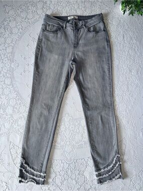 Charlie B Women's Gray‎ Cropped Slim Jeans with Frayed Layered Hem size 8